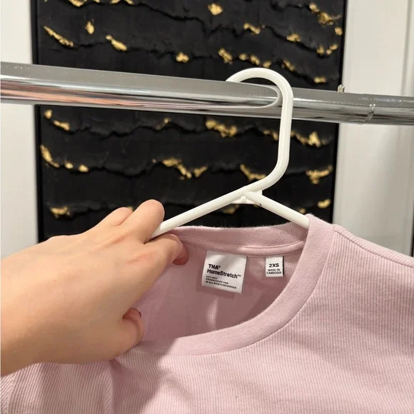 TNA Soft Pink Ribbed Top - Picture 2 of 2